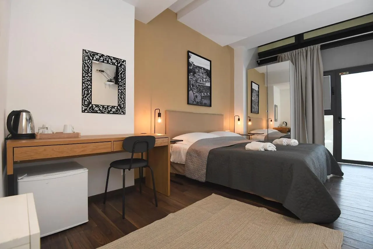 Il Padrino Rooms location